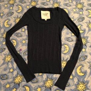 Y2k Abercrombie and fitch sweater!